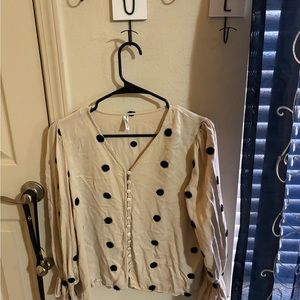Pok a dot blouse